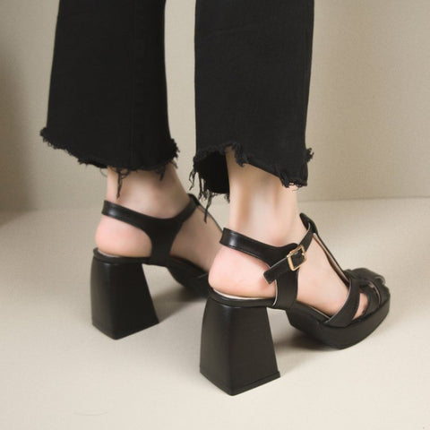 Closed Toe Hollow-out Roman Style High Heels