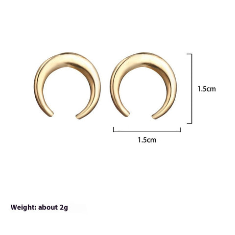 European And American Fashion Minimalist Moon Arc Glazed Surface Ear Stud